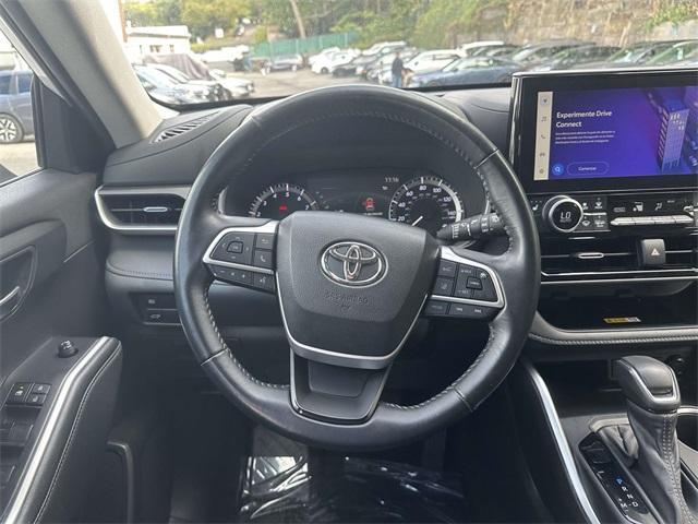used 2023 Toyota Highlander car, priced at $33,523