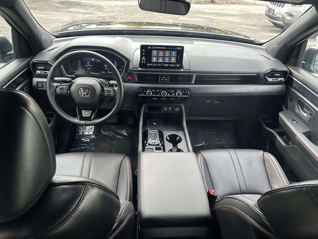 used 2025 Honda Pilot car, priced at $48,768