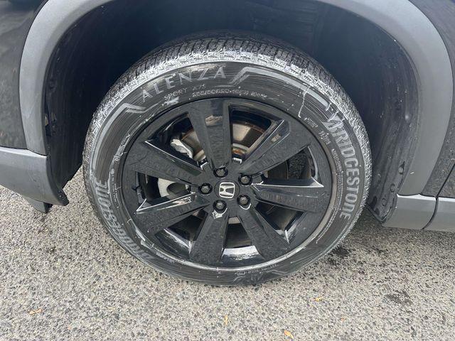 used 2025 Honda Pilot car, priced at $47,795