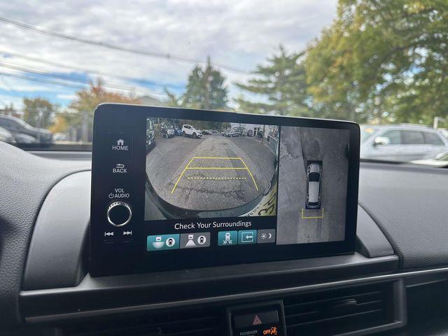 used 2025 Honda Pilot car, priced at $47,795