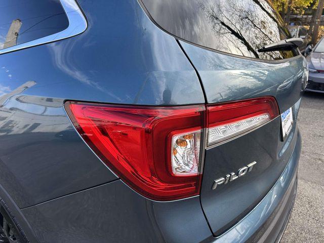 used 2021 Honda Pilot car, priced at $23,379