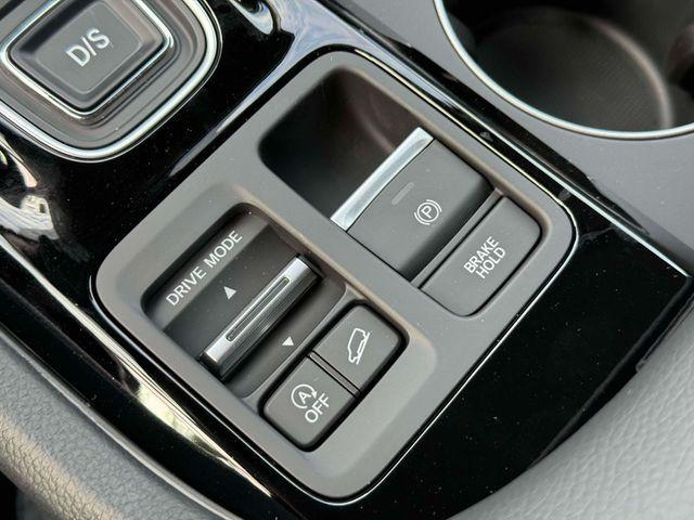 new 2025 Honda Pilot car, priced at $47,550