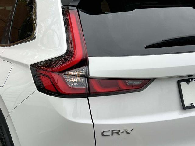 used 2025 Honda CR-V car, priced at $31,990