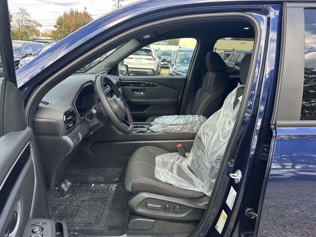 new 2025 Honda Pilot car, priced at $43,795