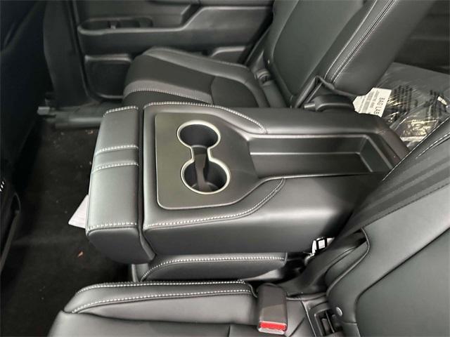 new 2025 Honda Pilot car, priced at $50,200