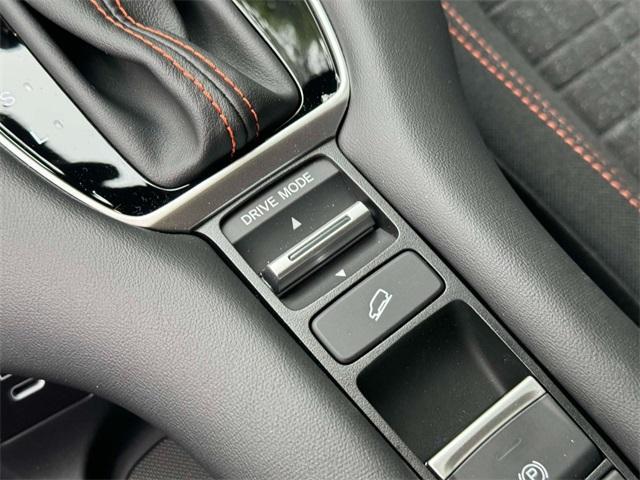 used 2025 Honda HR-V car, priced at $28,950