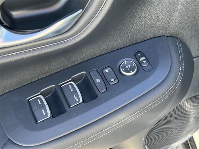 new 2025 Honda HR-V car, priced at $32,850