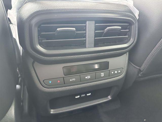 new 2025 Honda Pilot car, priced at $51,095