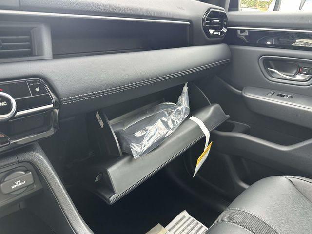 new 2025 Honda Pilot car, priced at $51,095