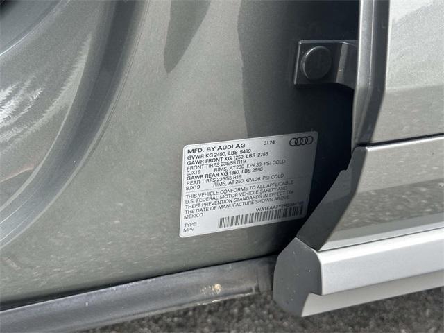 used 2024 Audi Q5 car, priced at $33,790