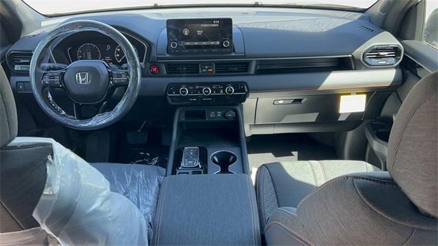 new 2025 Honda Pilot car, priced at $44,205