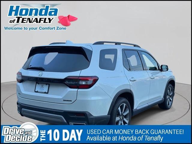 used 2025 Honda Pilot car, priced at $47,449