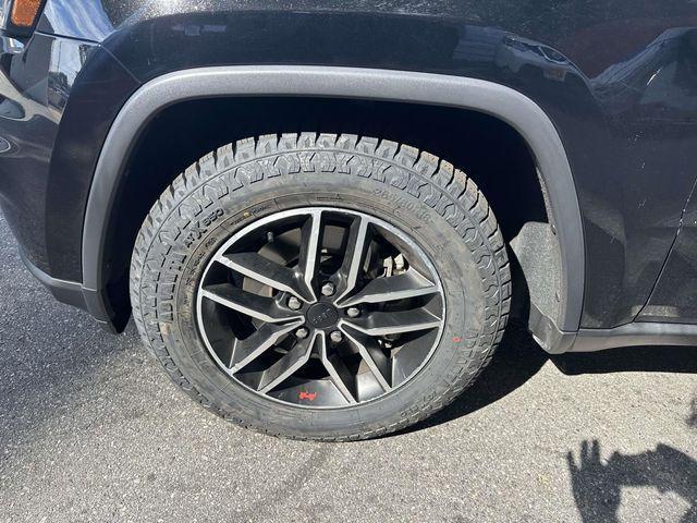 used 2021 Jeep Grand Cherokee car, priced at $24,990