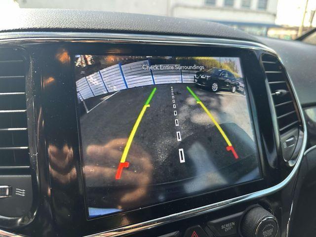 used 2021 Jeep Grand Cherokee car, priced at $24,990