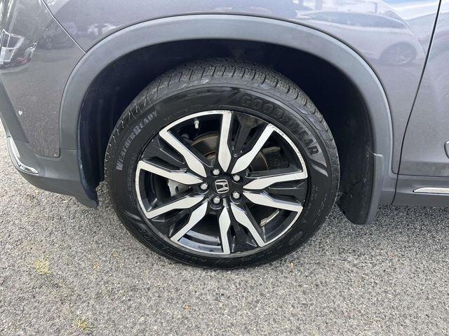 used 2020 Honda Pilot car, priced at $26,990