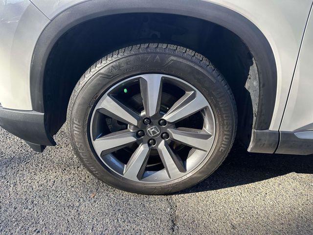 used 2023 Honda Pilot car, priced at $42,695