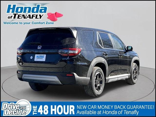 new 2025 Honda Pilot car, priced at $49,745