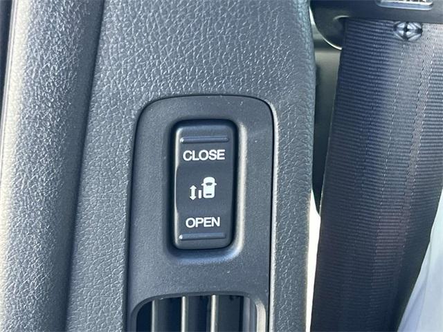 new 2025 Honda Odyssey car, priced at $45,275