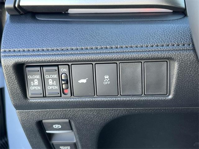 new 2025 Honda Odyssey car, priced at $45,275
