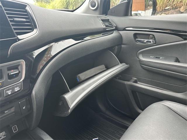 used 2022 Honda Pilot car, priced at $36,995
