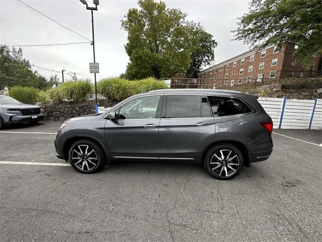 used 2022 Honda Pilot car, priced at $36,995