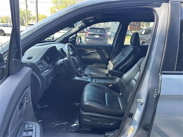 used 2022 Honda Passport car, priced at $31,855