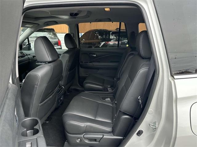used 2022 Honda Pilot car, priced at $32,550