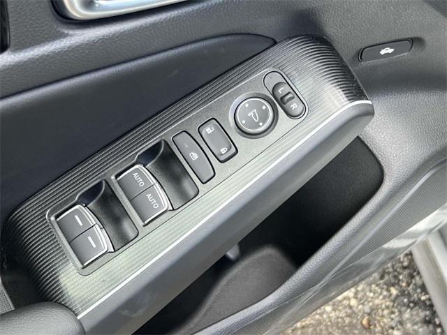 new 2025 Honda Civic Hybrid car, priced at $33,555