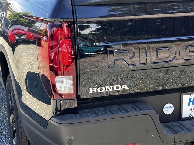 new 2025 Honda Ridgeline car, priced at $47,400