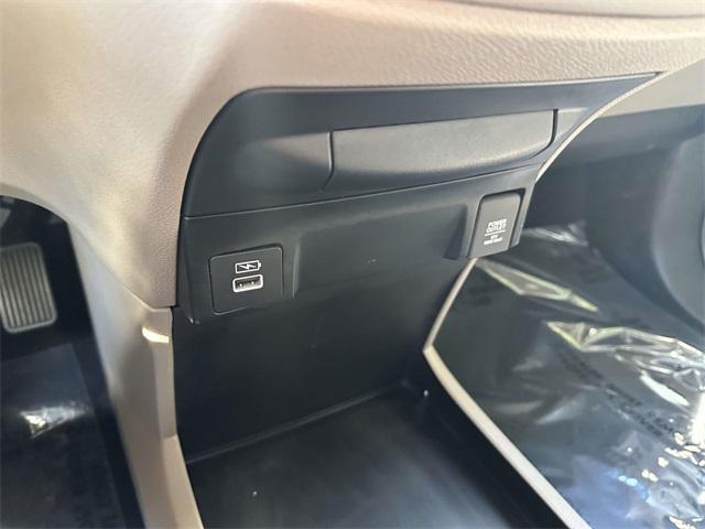 used 2024 Honda Odyssey car, priced at $39,634