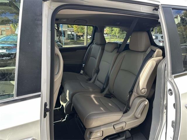 used 2024 Honda Odyssey car, priced at $39,634