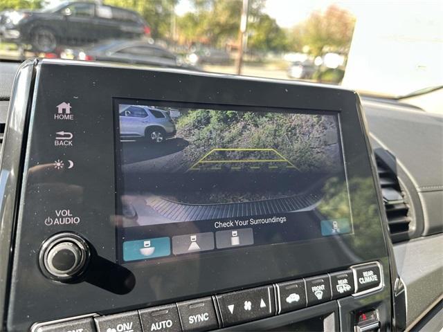 used 2024 Honda Odyssey car, priced at $39,634