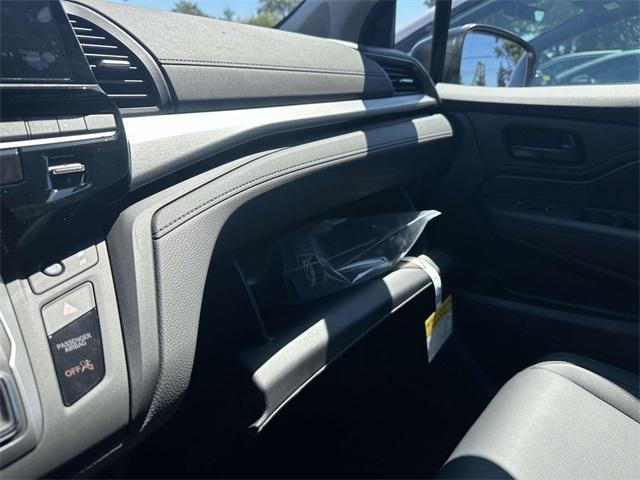 new 2026 Honda Odyssey car, priced at $44,290