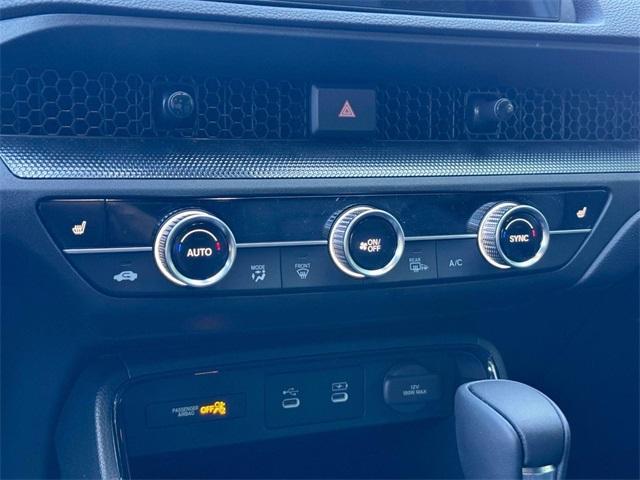 new 2026 Honda CR-V Hybrid car, priced at $41,675