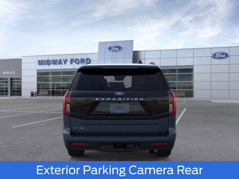 new 2025 Ford Expedition car, priced at $70,810