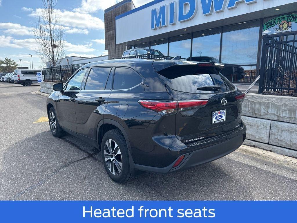 used 2021 Toyota Highlander car, priced at $32,260