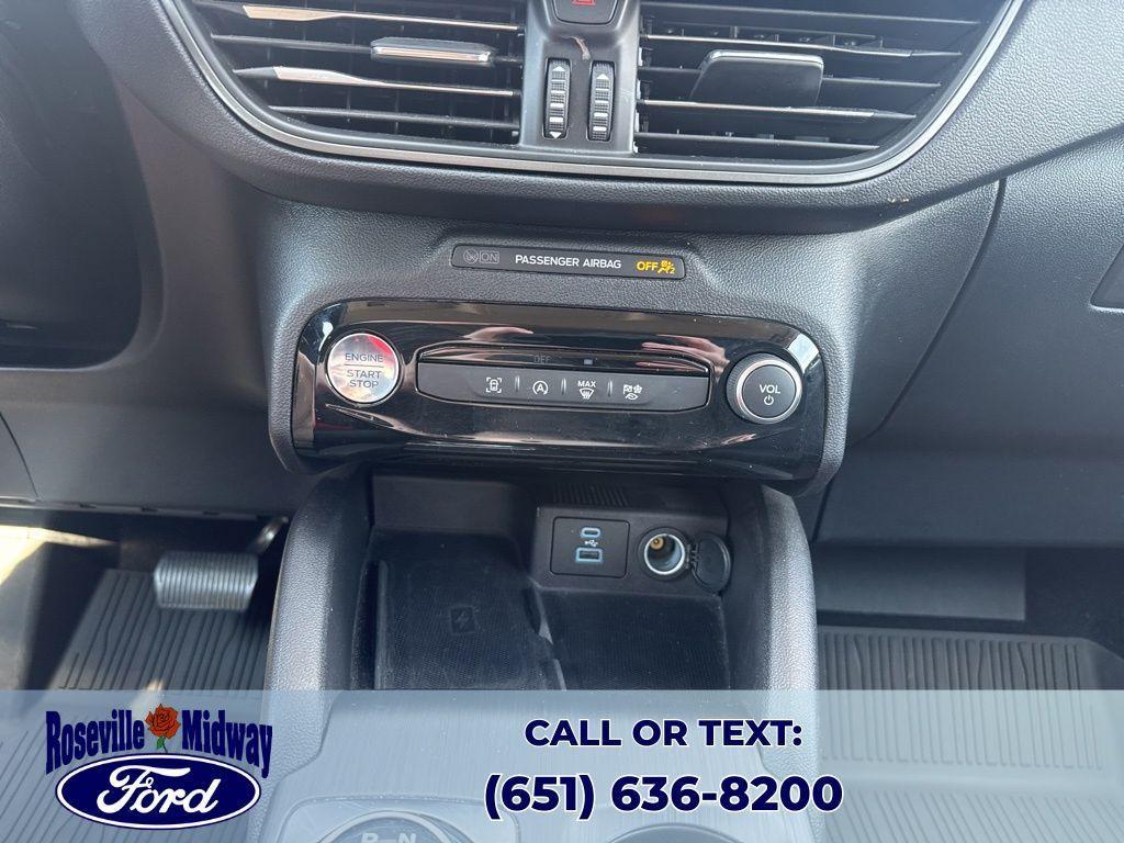 used 2023 Ford Escape car, priced at $25,453