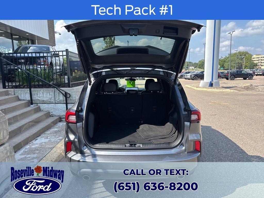 used 2024 Ford Escape car, priced at $25,875