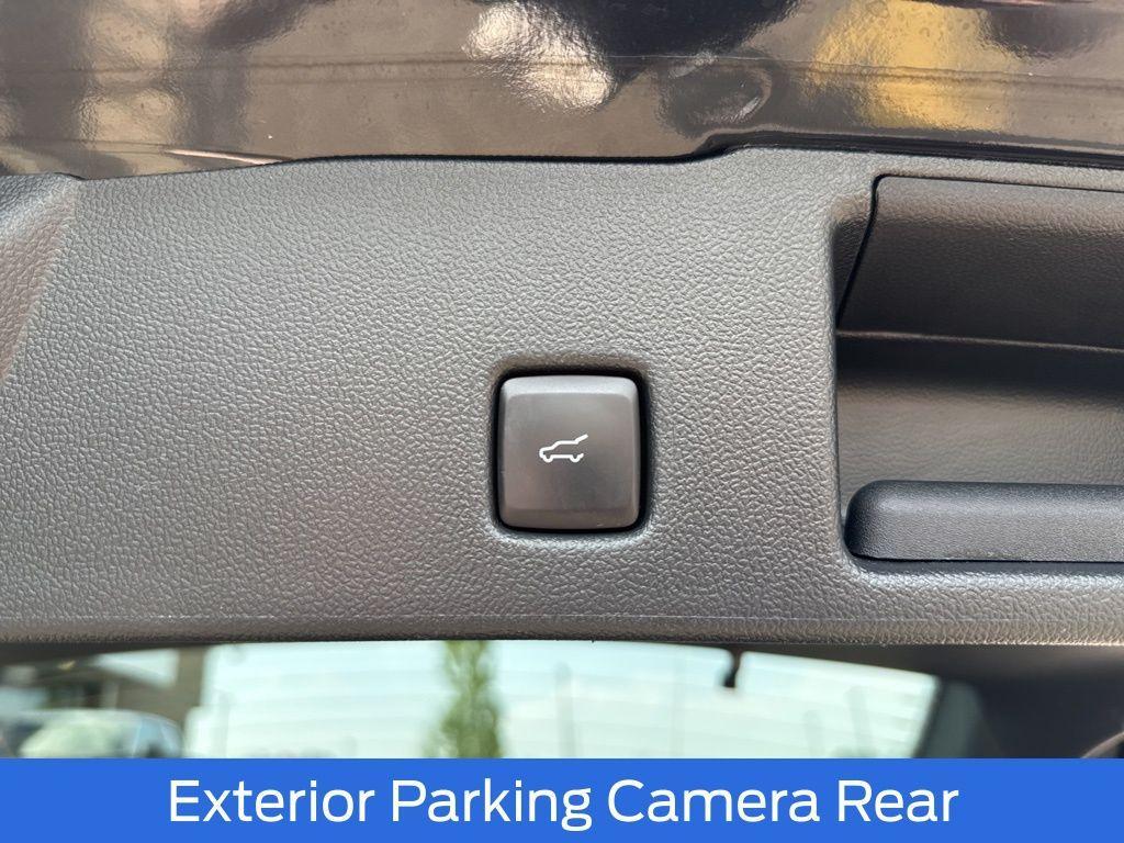 used 2023 Ford Escape car, priced at $25,964