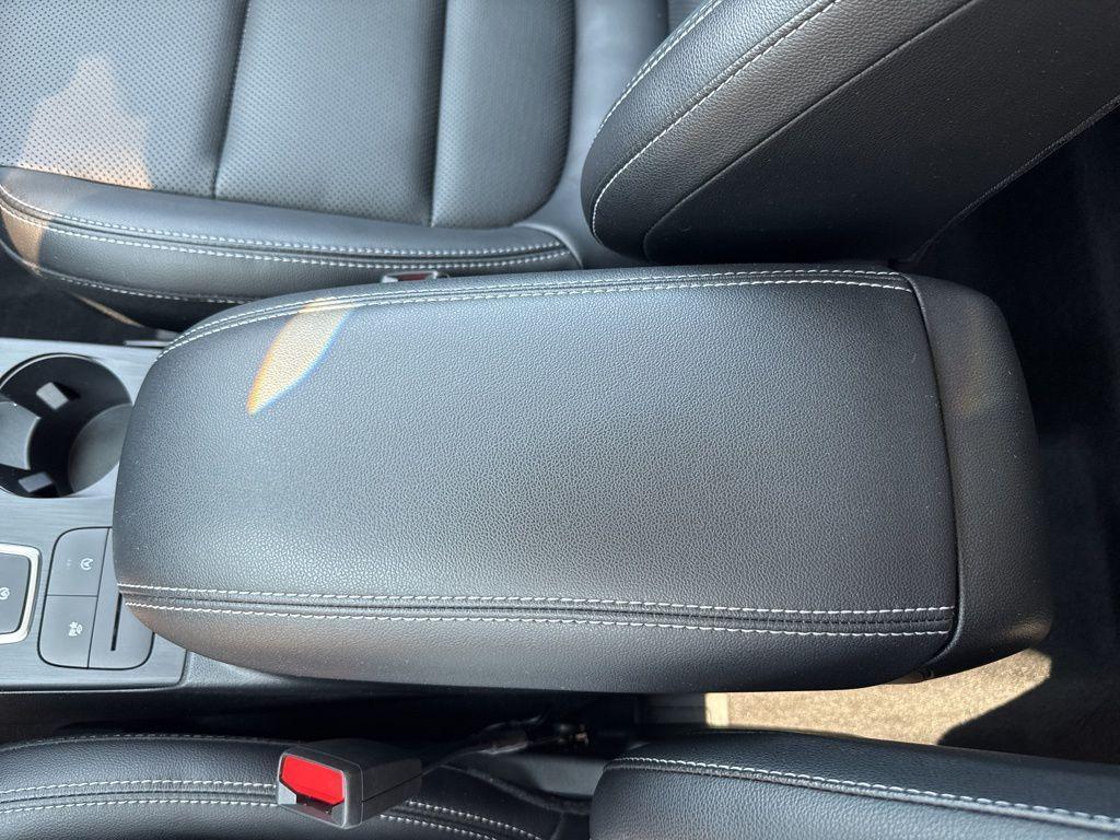 used 2022 Ford Escape car, priced at $25,998