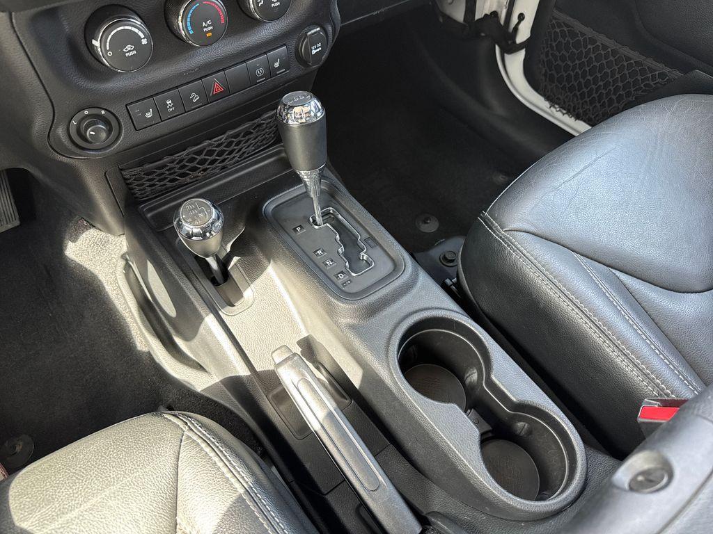 used 2016 Jeep Wrangler Unlimited car, priced at $19,334