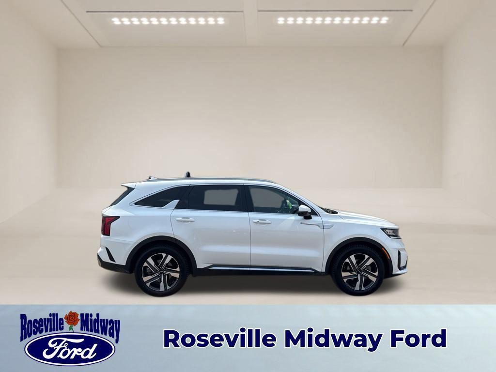 used 2022 Kia Sorento Hybrid car, priced at $24,165