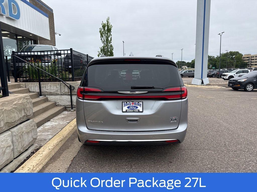 used 2021 Chrysler Pacifica car, priced at $25,142