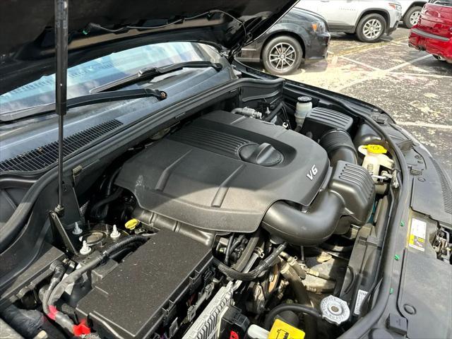 used 2015 Jeep Grand Cherokee car, priced at $13,995