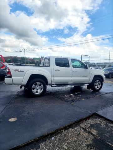 used 2013 Toyota Tacoma car, priced at $18,995