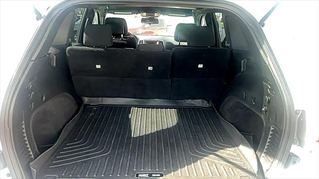 used 2016 Jeep Grand Cherokee car, priced at $13,995
