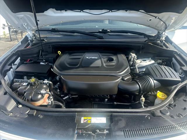 used 2016 Jeep Grand Cherokee car, priced at $13,995