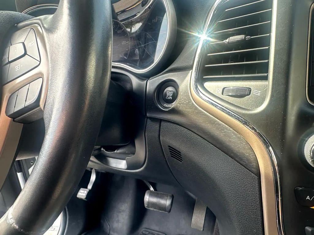 used 2016 Jeep Grand Cherokee car, priced at $13,995