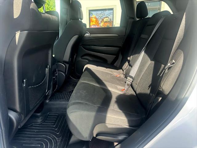 used 2016 Jeep Grand Cherokee car, priced at $13,995
