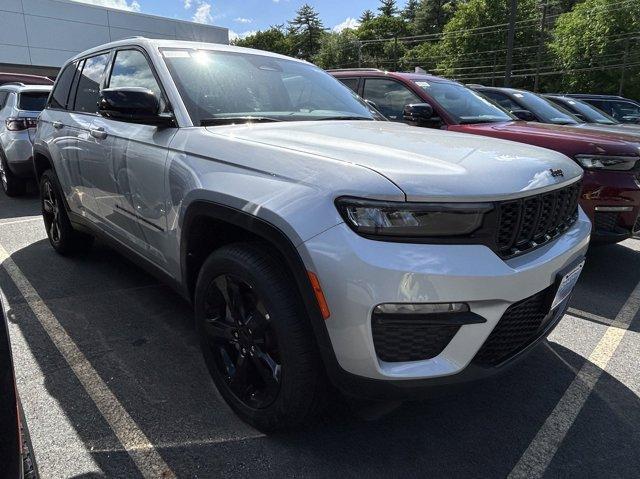 new 2024 Jeep Grand Cherokee car, priced at $52,533